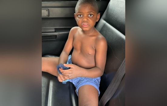 Community and Police Efforts Reunite Lost Child with Family in Davenport, Florida