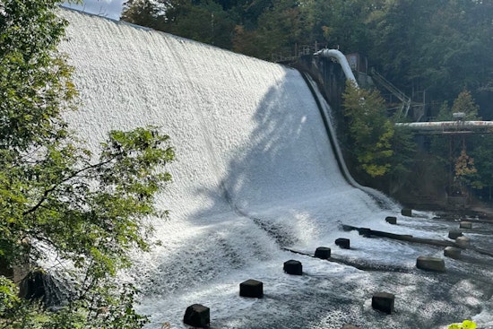 Cuyahoga Falls Search Operation Continues for Man and Child After Kayak Capsizes in Cuyahoga River