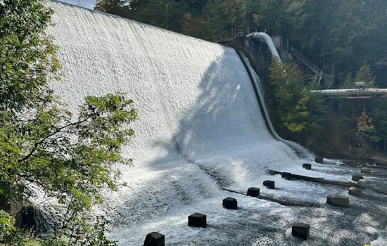 Cuyahoga Falls Search Operation Continues for Man and Child After Kayak Capsizes in Cuyahoga River