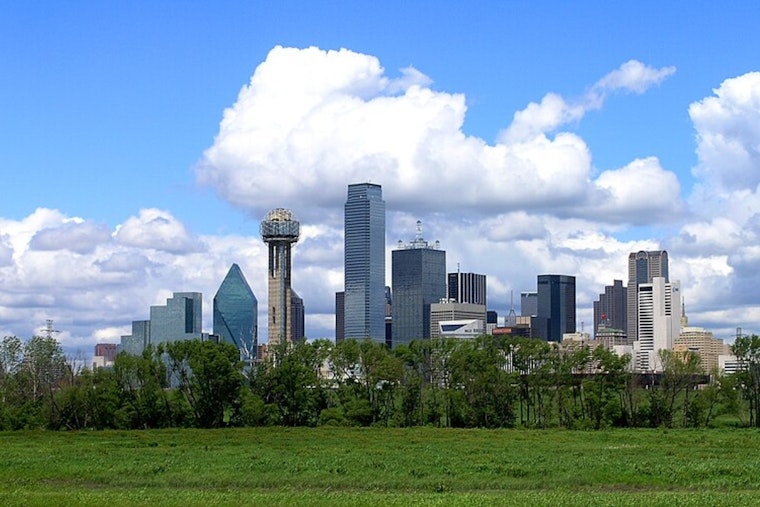 Dallas Braces for Scorching Weather with Potential Weekend Showers and Thunderstorms