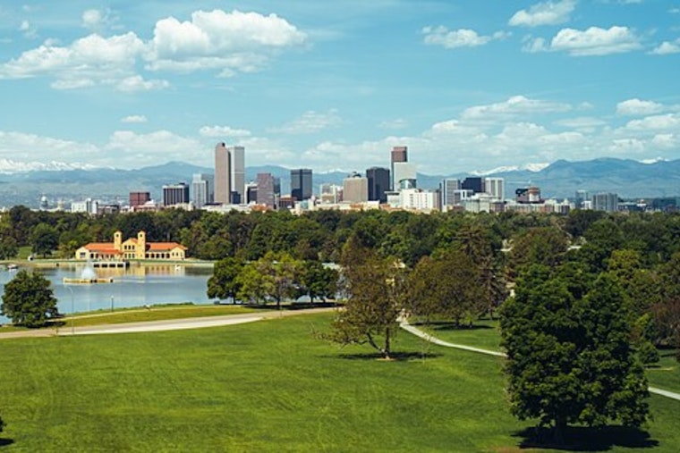Denver Forecast: Sunny Days with a Chance of Thunderstorms, Warm Weekend Ahead