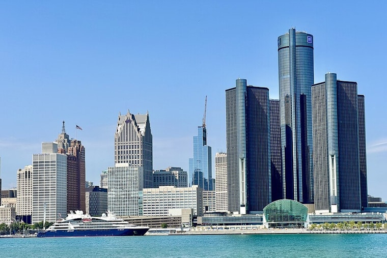 Detroit Braces for Sizzling Temperatures Nearing 100 Degrees, Residents Urged to Take Precautions