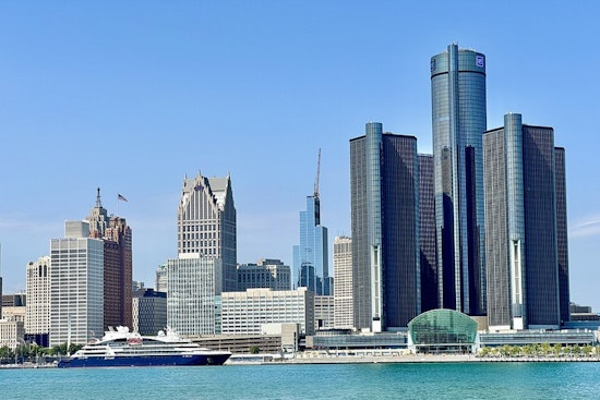 Detroit Braces for Sizzling Temperatures Nearing 100 Degrees, Residents Urged to Take Precautions