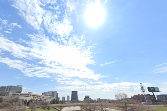 Detroit Welcomes Sunny Skies and Mild Temperatures, Possible Showers on the Horizon