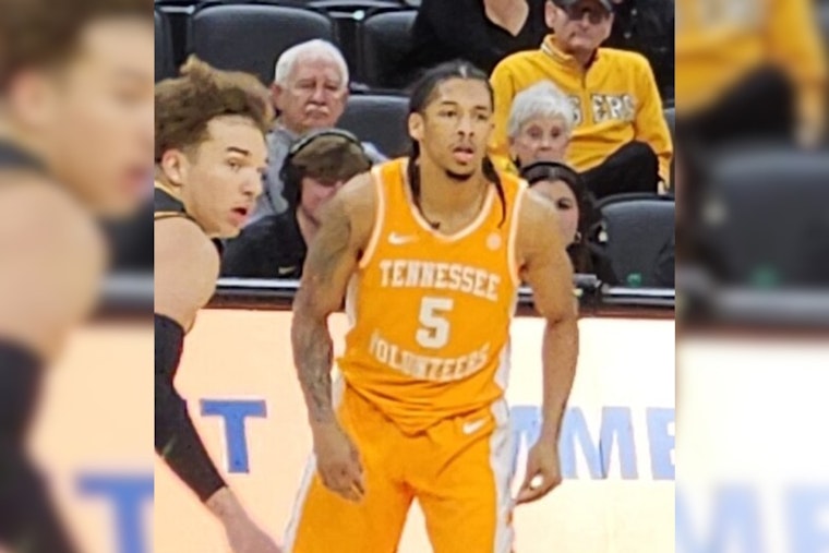 DOJ Weighs in on Lawsuit of Former Tennessee Star Zakai Zeigler Against NCAA, Calls for Flexible Antitrust Analysis
