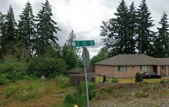 Downtown Puyallup Apartment Fire Causes Displacements and Injuries as Community Offers Support