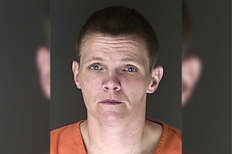 El Paso Deputies Nab Suspected Motor Vehicle Thief and Identity Theft Felon at Econo Lodge Hotel