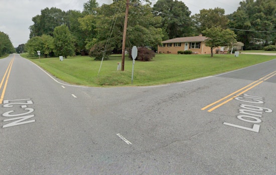 Elderly Woman Fatally Struck by Vehicle on Dark Lincoln County Road, Driver Not Charged