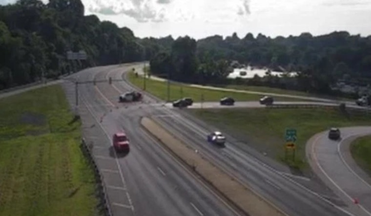 Fatal Collision in Nashville: Pickup Truck Driver Dies after Running Red Light on Briley Parkway