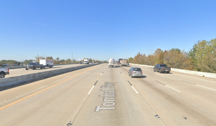 Fatal Crash on Tomball Parkway Claims Life of Male Passenger, Houston Police Investigate