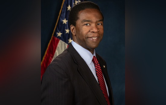 Former Jacksonville Mayor Alvin Brown Sues Trump Administration for 'Illegal' Removal as NTSB Vice Chair