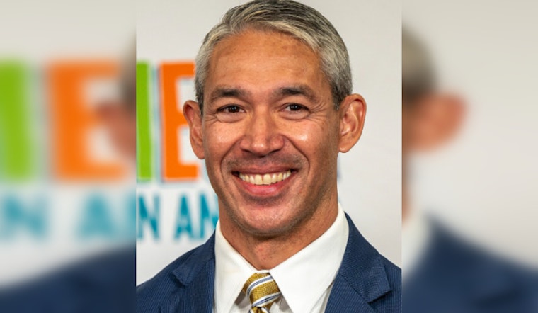 Former San Antonio Mayor Ron Nirenberg Signals Potential Comeback in Texas Politics at Pearl Rally