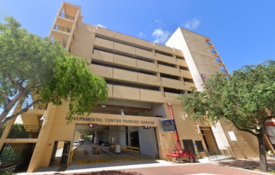 Fort Lauderdale Celebrates Unveiling of "Tropical Solace" Mural at Governmental Center Parking Garage