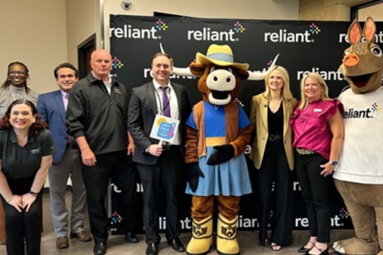 Fort Worth & Reliant's 'Beat the Heat' Program Launches for Third Year to Help Locals Stay Cool