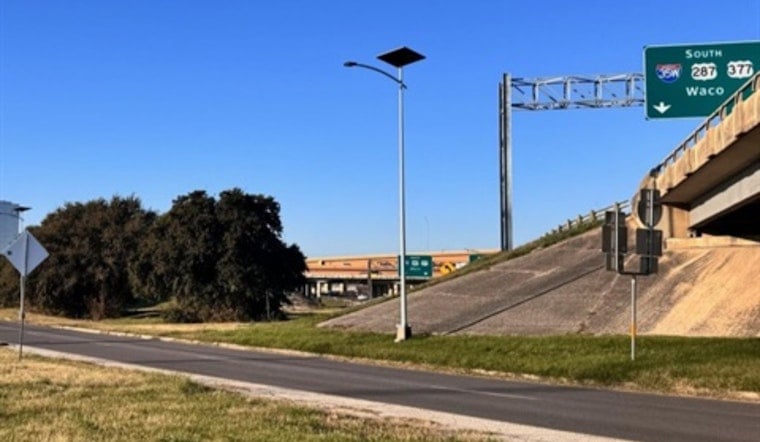 Fort Worth Enhances Street Safety and Sustainability with Solar-Powered Lights in Overton South and Wedgwood East
