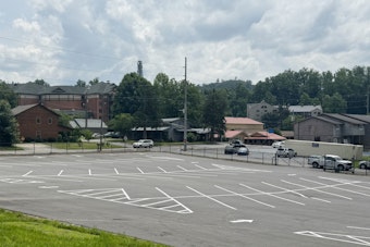 Gatlinburg to Launch Permit-Only Parking Lot for Downtown Employees Starting June 13