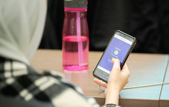 Gilbert Public Schools in Arizona Introduces K-8 Cell Phone Ban to Enhance Classroom Focus