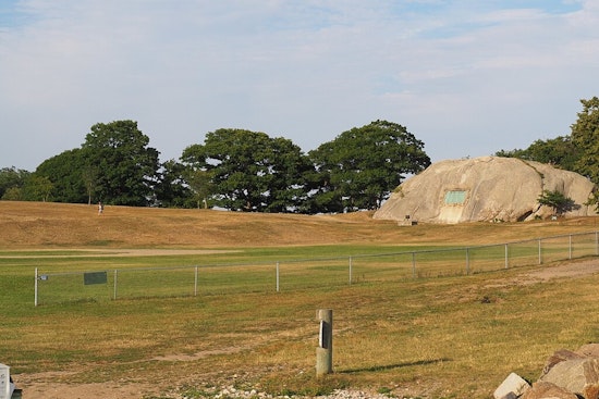 Gloucester, Massachusetts Hosts 250th Anniversary of Battle of Bunker Hill with Historic Reenactments and Boost to Local Economy