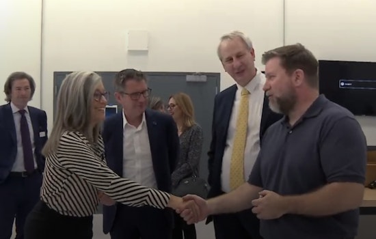 Gov. Katie Hobbs Advocates for EV Innovation During Lucid Motors Visit in Phoenix