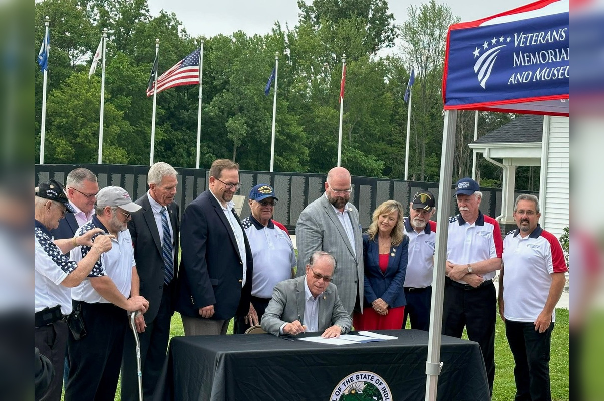 Gov. Mike Braun Signs Legislation Benefiting Fort Wayne's Veterans Memorial Project