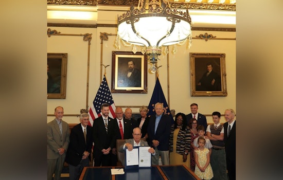 Governor of Indiana Signs New Laws to Enhance Local Government Accountability and Efficiency