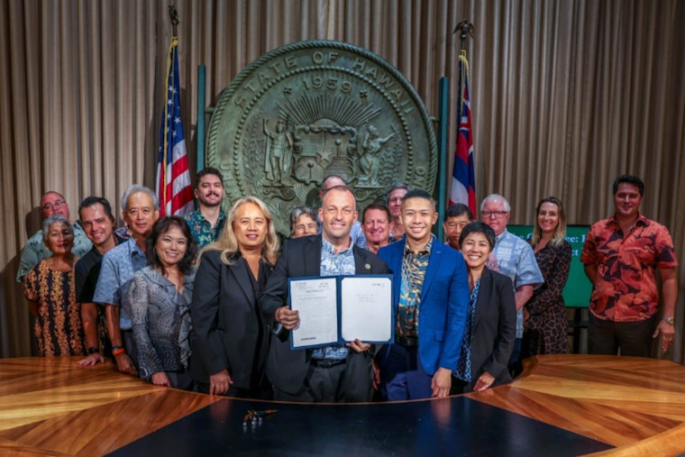 Hawaiʻi Pioneers Nation's First Climate Impact Fee to Spearhead Environmental Sustainability