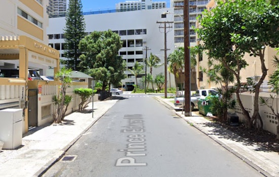Honolulu Fire Department Swiftly Extinguishes Early Morning Blaze at Waikiki Residential Building