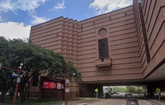 Houston Ballet's "Sparrow" Concludes Season with Resplendent Triple Bill at The Wortham Center