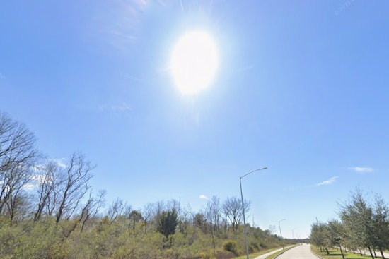 Houston Braces for Sizzling Temperatures as Heat Index Soars to 104 Degrees