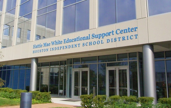 Houston Independent School District Teams Up with METRO to Overhaul Student Transportation for 2025-2026