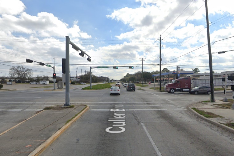 Houston Man Fatally Struck by Vehicle on Cullen Boulevard, Driver Released Pending Investigation