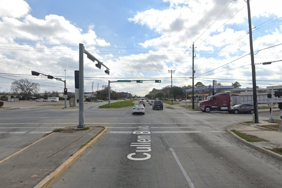 Houston Man Fatally Struck by Vehicle on Cullen Boulevard, Driver Released Pending Investigation