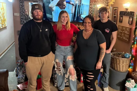 Illinois Woman Survives Six Days in Crashed Car, Leaves Hospital After Months of Recovery