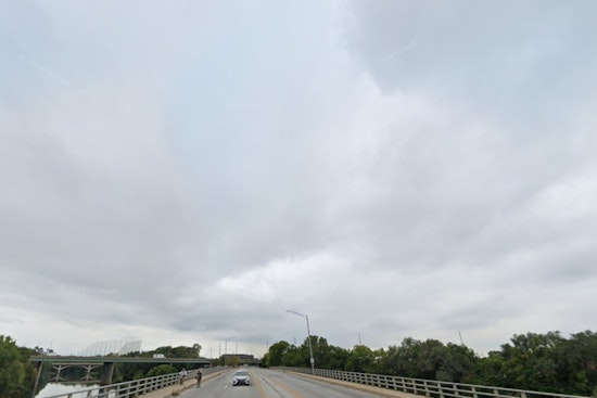 Indianapolis Braces for Scattered Showers and Potential Thunderstorms, NWS Warns of Lightning and Flooding Risks