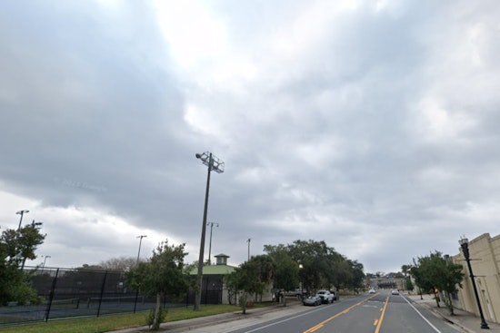 Jacksonville Alert, Showers and Thunderstorms Expected as Temperatures Soar