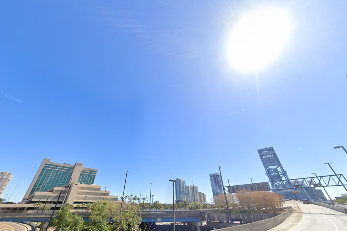 Jacksonville Braces for a Stormy Week with Persistent Showers and High