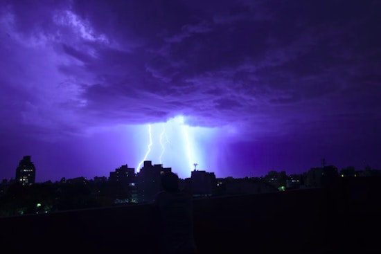 Jacksonville Braces for Week of Scorching Heat and Thunderstorms, Heat Index to Reach Low 100s