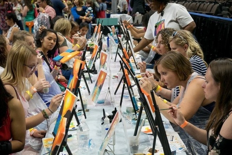 Jacksonville Honors Military Spouses with Festive Night Out at VyStar Veterans Memorial Arena