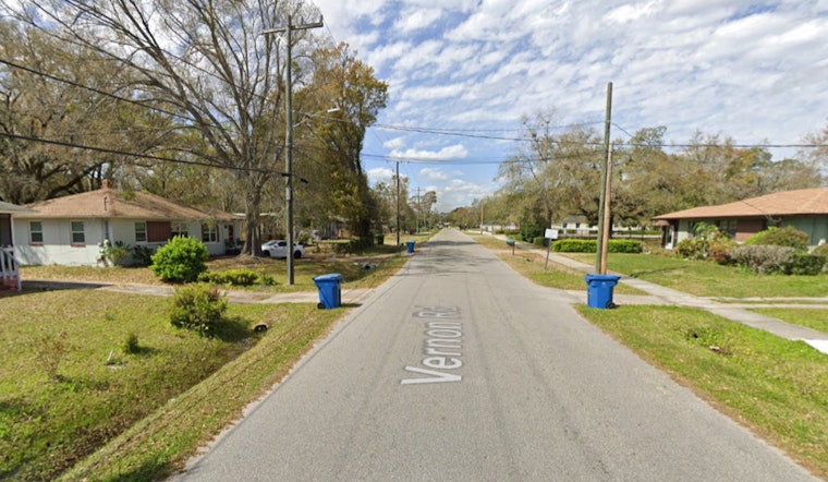 Jacksonville Man Injured in Unprovoked Shooting, Suspect at Large