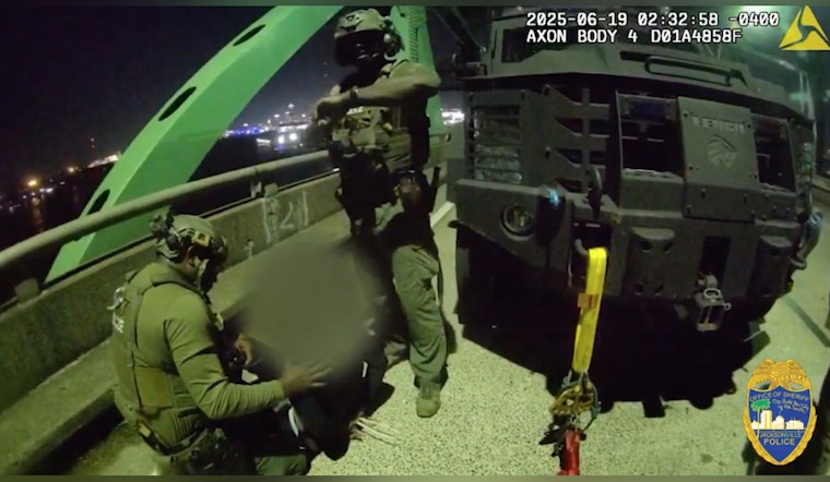 Jacksonville SWAT Team and Patrol Officers Save Woman from Potential 141-Foot Fall from Hart Bridge