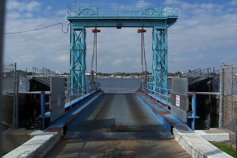 Jacksonville's St. Johns River Ferry Resumes Service Early Following Ramp Repairs