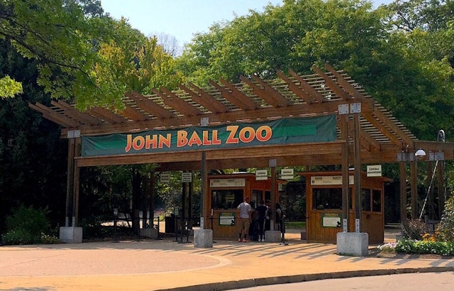 John Ball Zoo Proposes $370M Aquarium on Former Landfill in Walker, Michigan, Aiming for Ecological Revitalization