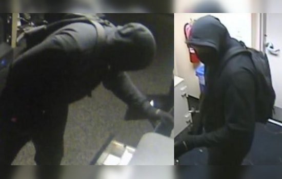 Kalamazoo Deputies in Pursuit of Suspect After Break-In at Oshtemo Township Fifth Third Bank
