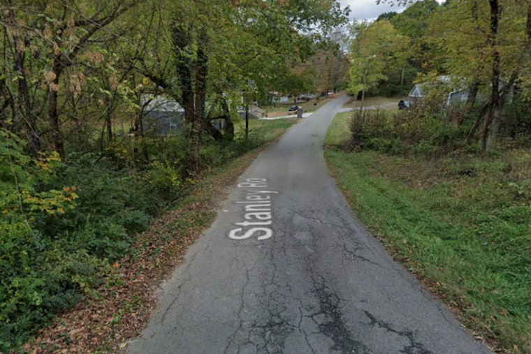 Knoxville Deputy Critically Injured by Assailant, Suspect Now in Custody Following Stanley Road Incident