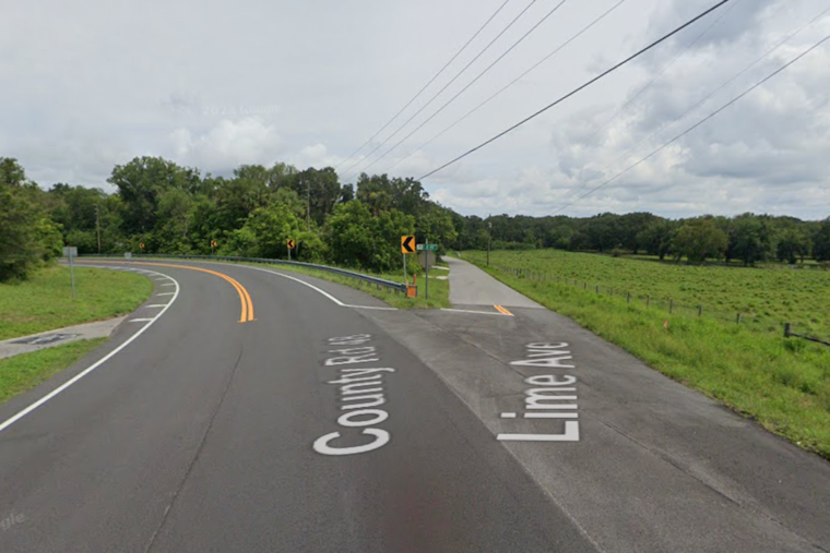 Lake County Driver Robbed at Gunpoint by Suspect Posing as Police Officer, Manhunt Underway in Yalaha and Leesburg