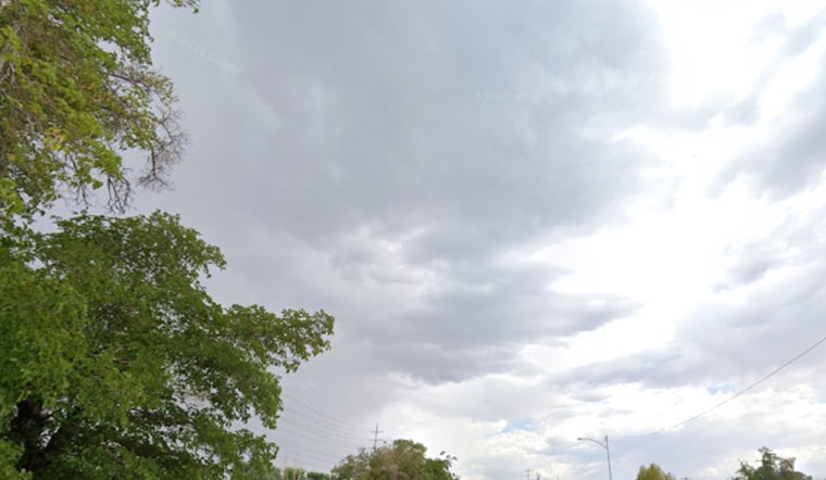 Light Winds and Clear Skies Ahead for Honolulu with Promise of Stable Weather Conditions