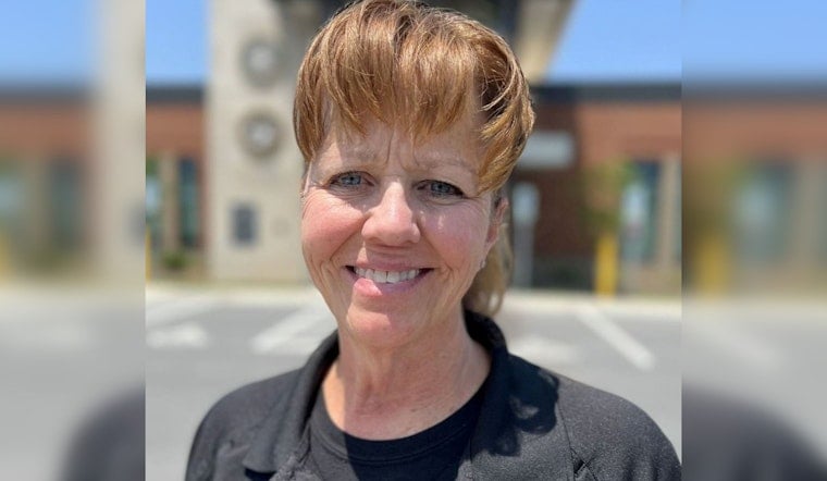 Lincoln County Names Carol Mecimore as New 911 Communications Manager with Over 30 Years of Experience