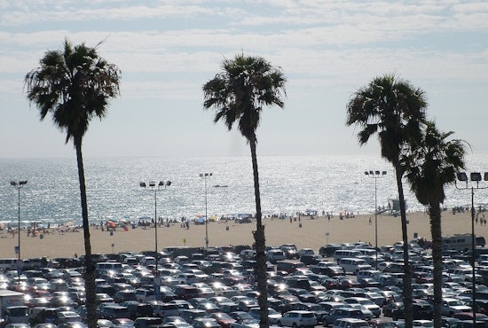 Los Angeles County Health Officials Issue Warnings for Elevated Bacteria Levels at Popular Beaches