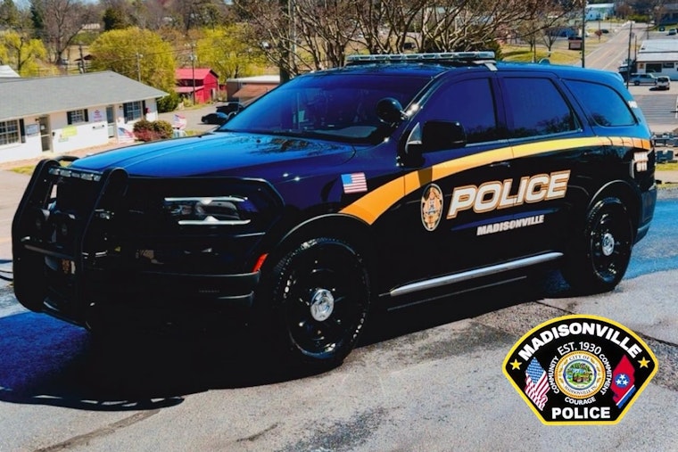 Madisonville Police Respond to Head-On Collision on Highway 411