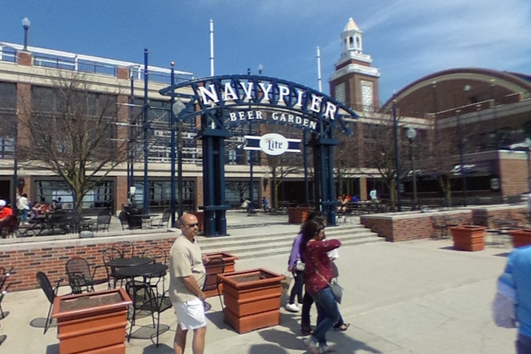 Man Fatally Stabbed During Dispute at Navy Pier's Beer Garden in Chicago